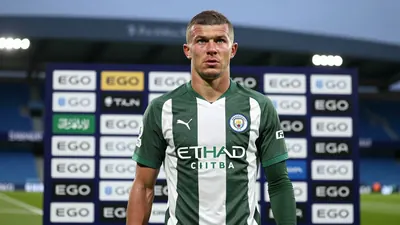 في صفقة بلغت 52 مليون جنيه إسترليني، انتقل لاعب وسط هولندا، تيجاني ريجندرز، من مانشستر سيتي إلى نادي القادسية السعودي، مع...