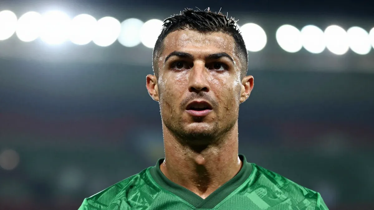 تعادل المنتخب السعودي مع نظيره الرأس الأخضر بهدف لمثله في الجولة الثالثة من المجموعة السادسة بكأس العالم 2026، ليحتل...